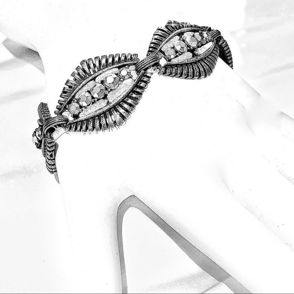 Vintage Banana Bob modernist silver aurum crystal bracelet new old stock 7”
